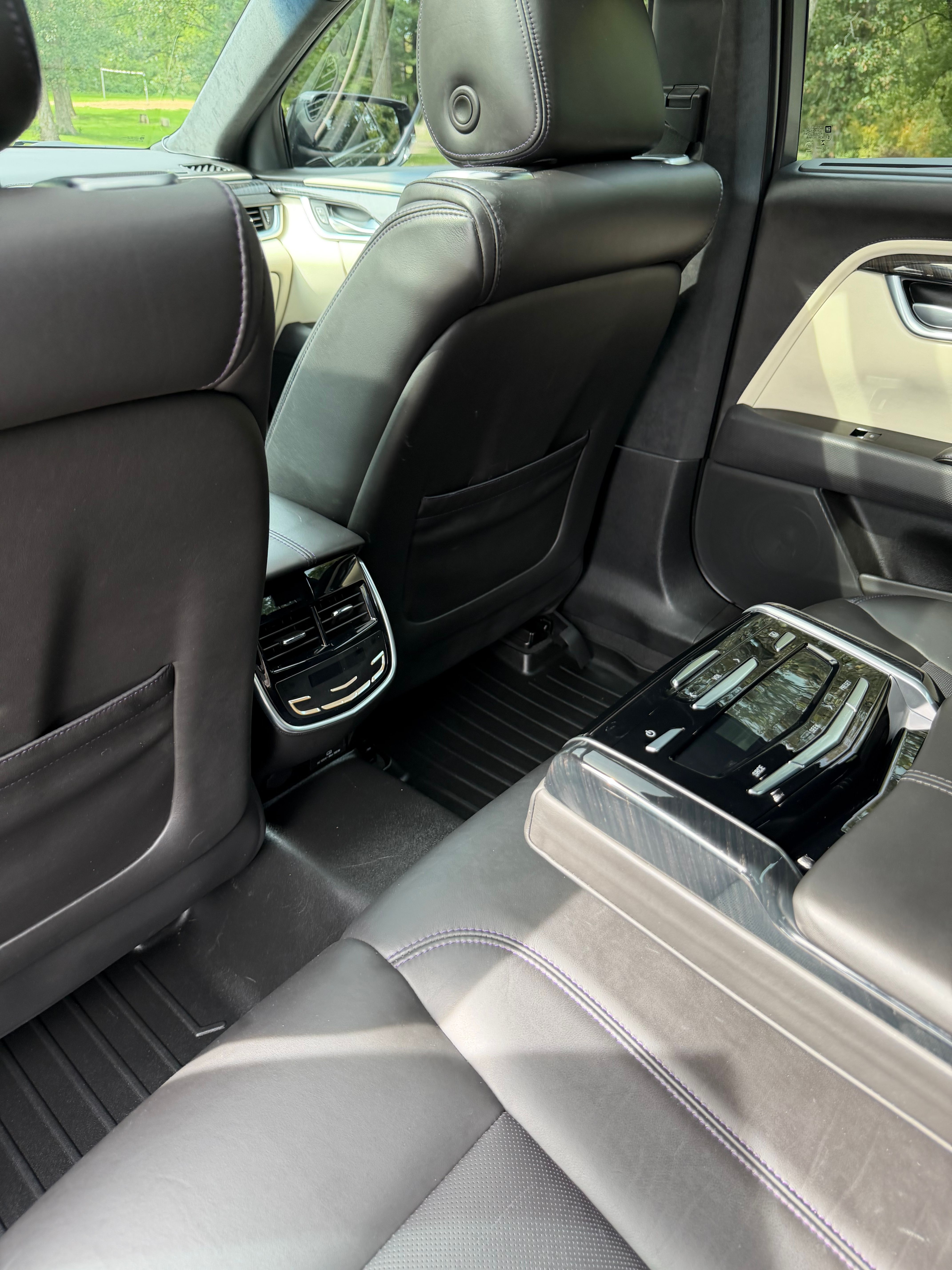 Used 2015 Cadillac XTS Platinum AWD/4WD image 6