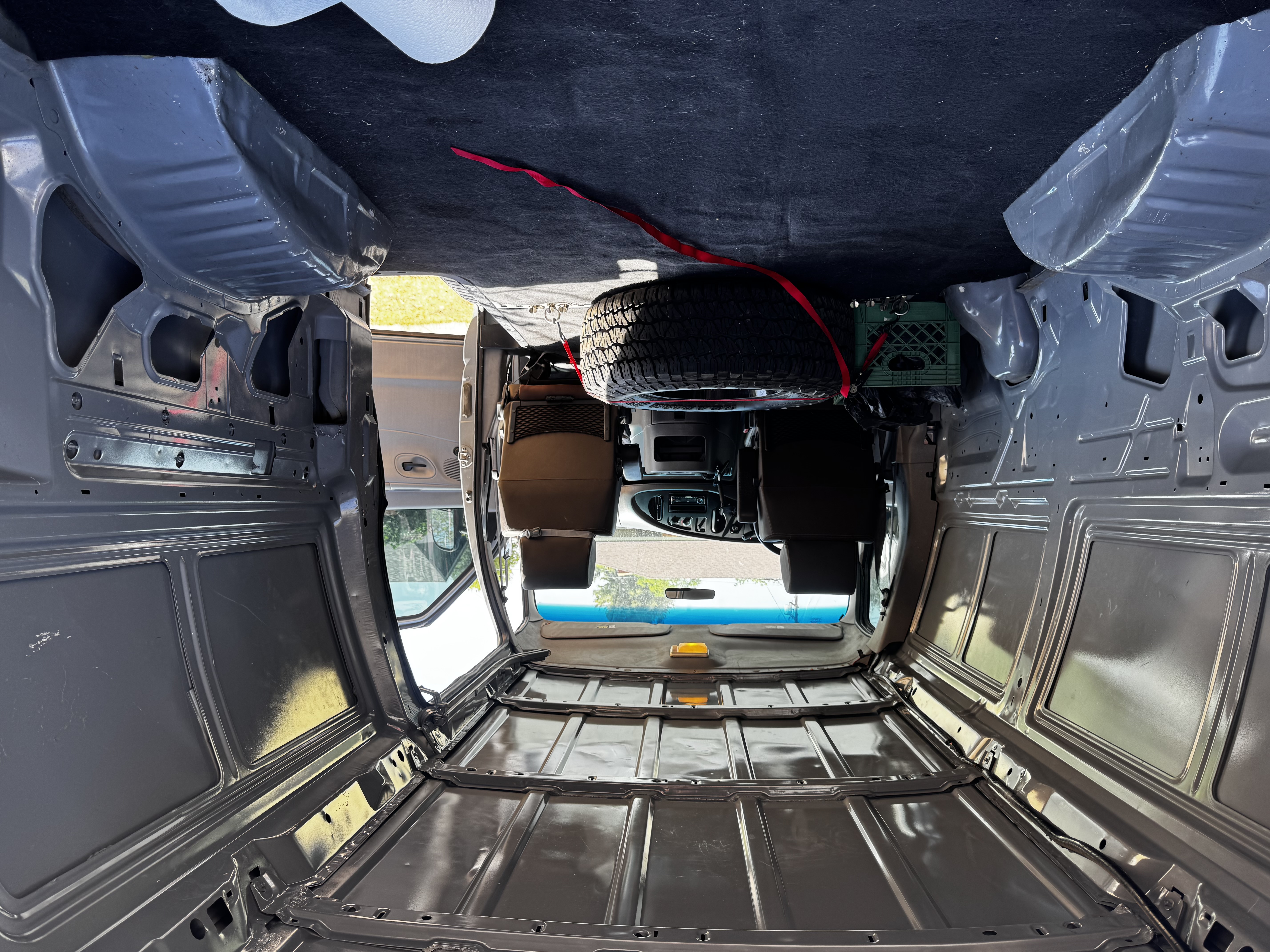Used 1998 Ford E-350 and Econoline 350 RWD image 11