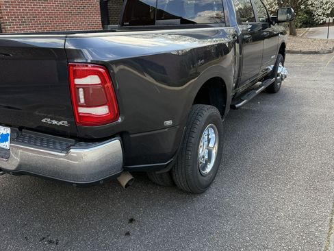 Used 2021 RAM 3500 Big Horn w/ Level B Equipment Group image 17