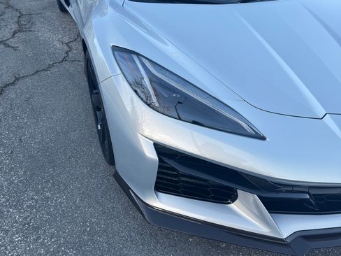 Used 2023 Chevrolet Corvette Z06 image 2