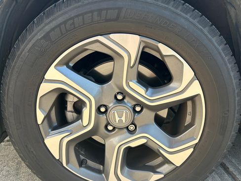 Used 2019 Honda CR-V EX image 3