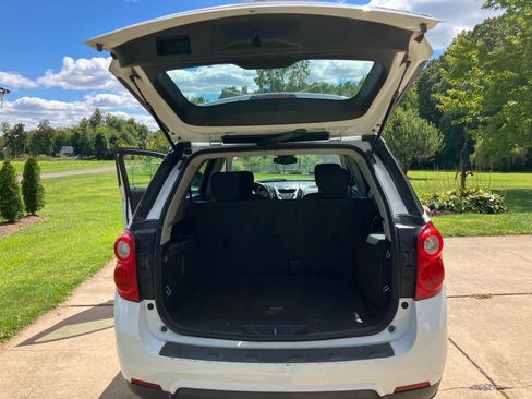 Used 2015 Chevrolet Equinox LS image 11