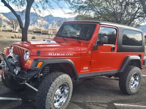Used 2005 Jeep Wrangler Unlimited Rubicon image 1