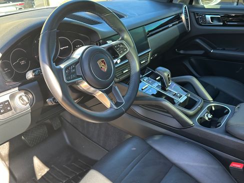 Used 2019 Porsche Cayenne image 10