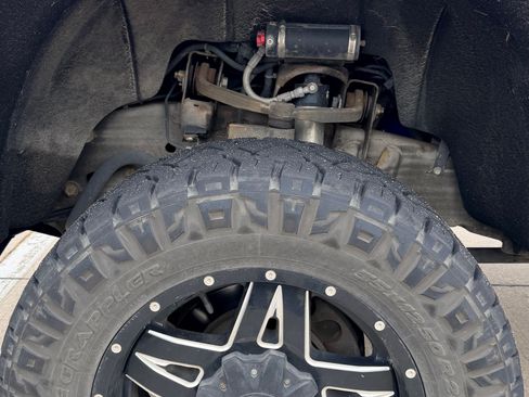 Used 2015 Chevrolet Silverado 2500 LT w/ LT Convenience Package image 6