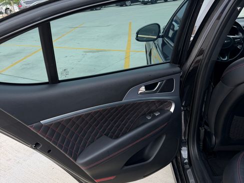 Used 2019 Genesis G70 3.3T Advanced w/ Sport Package RWD image 9