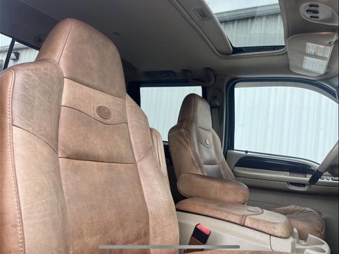 Used 2006 Ford F350 King Ranch image 21