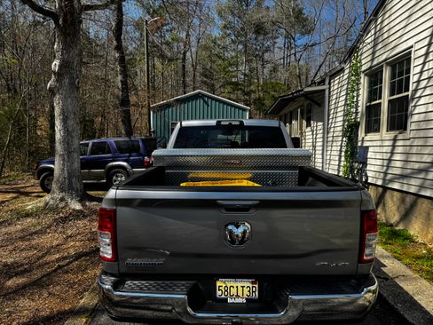 Used 2020 RAM 2500 Big Horn w/ Level 1 Equipment Group image 6