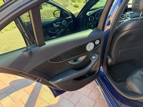 Used 2017 Mercedes-Benz C 300 Sedan image 11