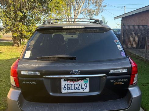 Used 2009 Subaru Outback 2.5i Limited image 5