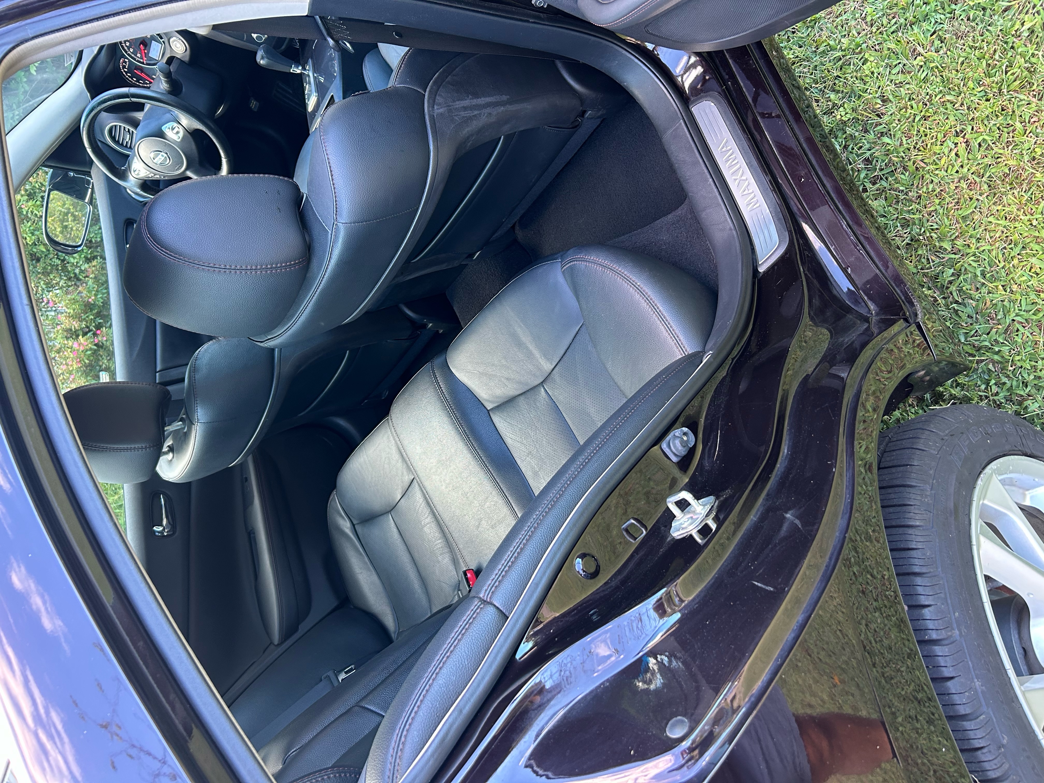 Used 2012 Nissan Maxima 3.5 SV w/ Tech Pkg FWD image 10