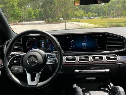 Used 2023 Mercedes-Benz GLE 350 350 Sport Utility 4D image 19