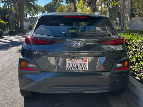 Used 2021 Hyundai Kona SEL image 5