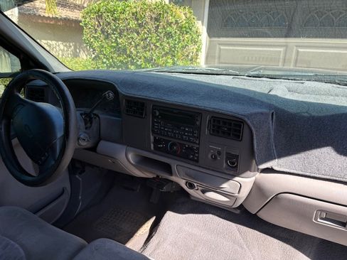 Used 1999 Ford F250 2WD SuperCab Super Duty image 9