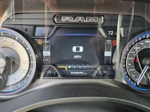 Used 2022 RAM 1500 Limited w/ Night Edition image 6