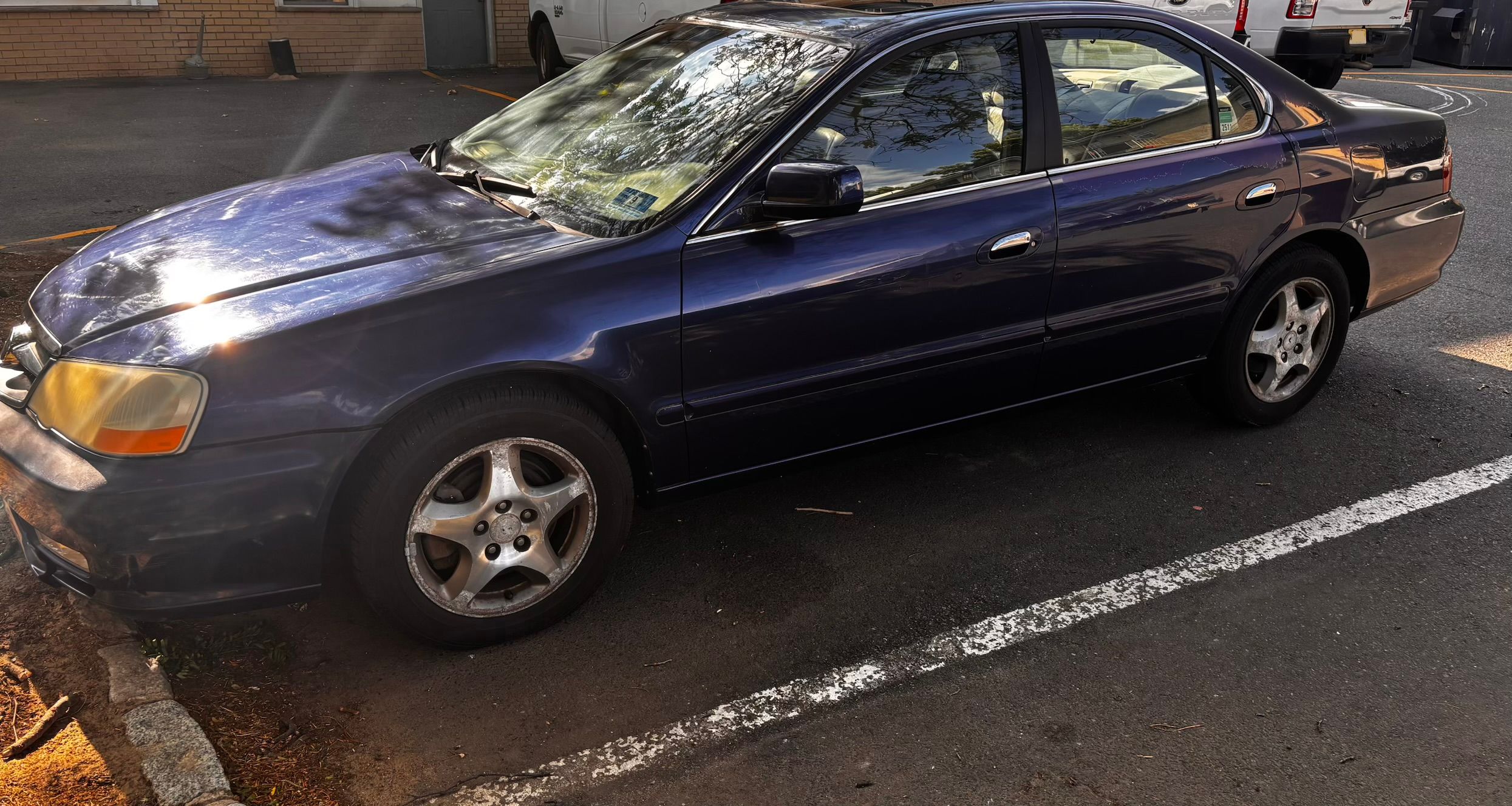 Used 2002 Acura TL FWD image 1