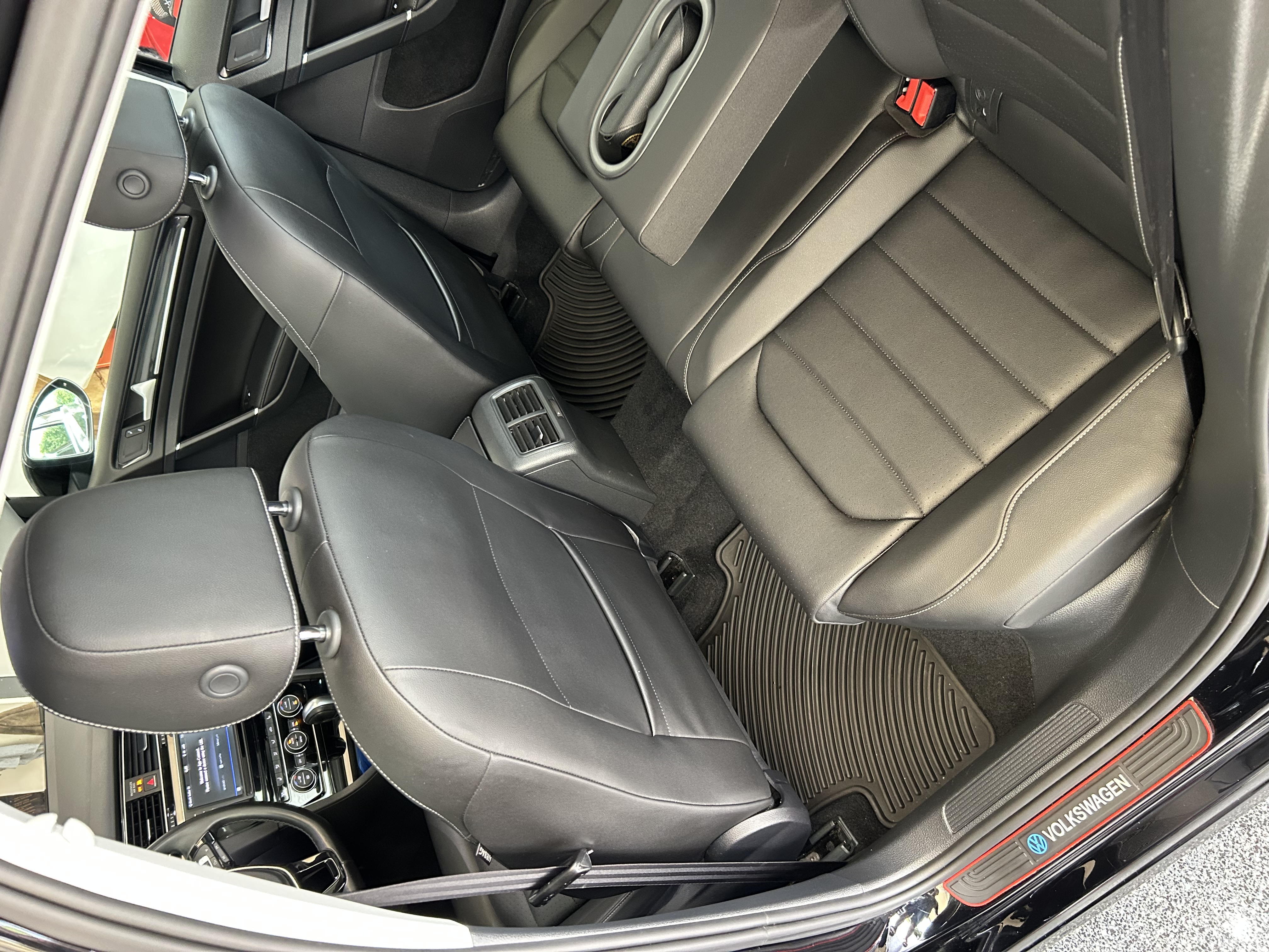 Used 2017 Volkswagen Golf SEL FWD image 23