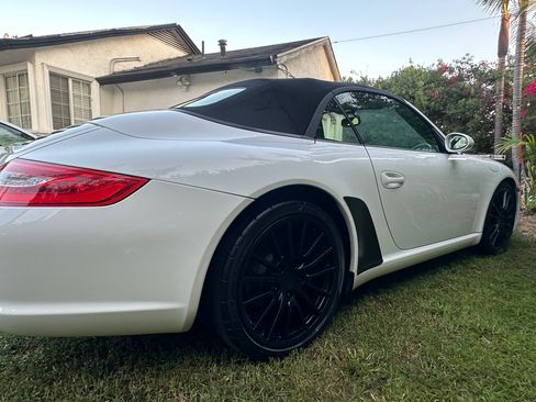 Used 2005 Porsche 911 Carrera image 12