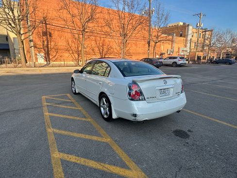 Used 2006 Nissan Altima 3.5 SE w/ (X01) Leather Pkg image 5