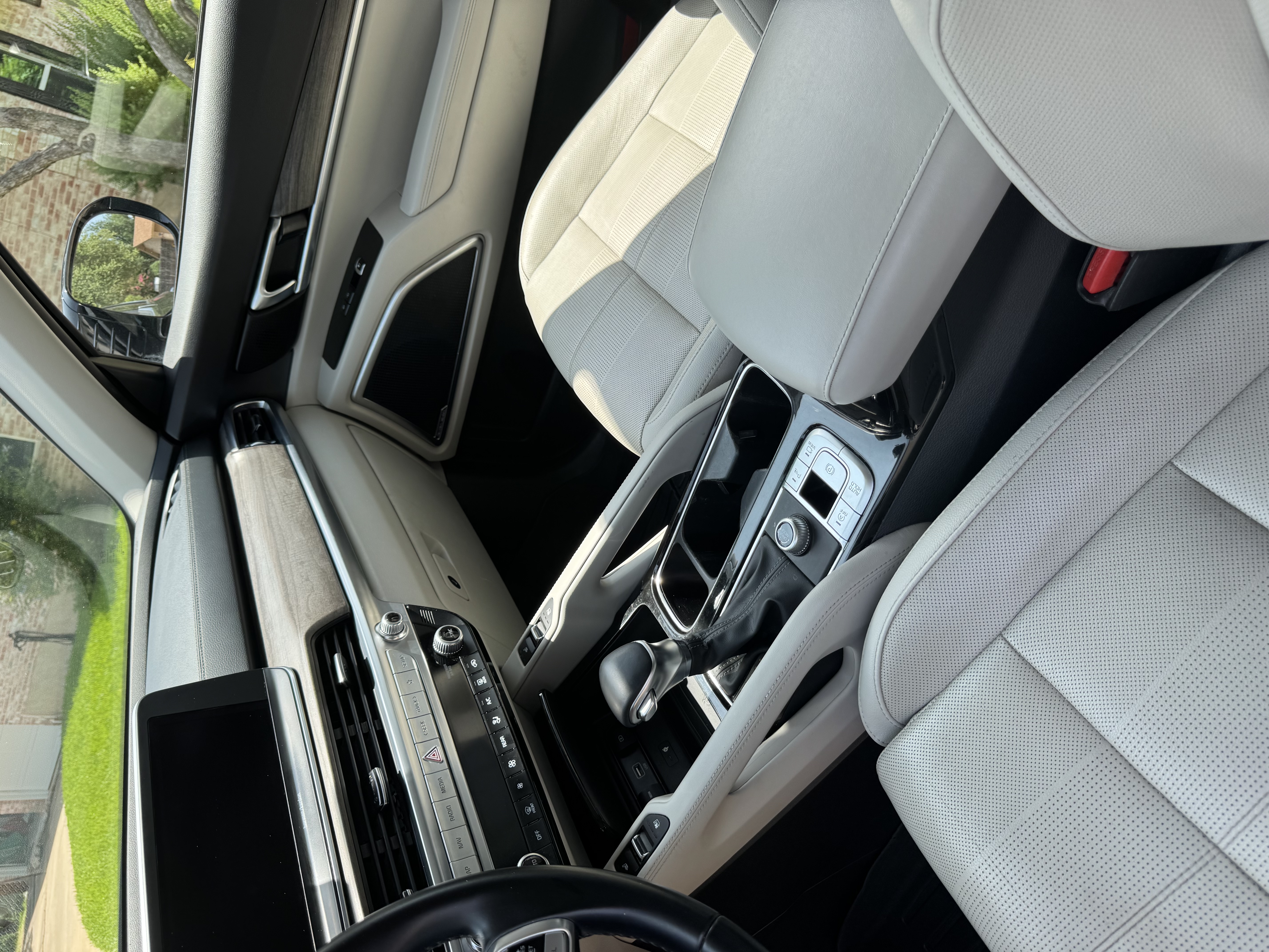 Used 2021 Kia Telluride SX w/ Towing Package FWD image 9