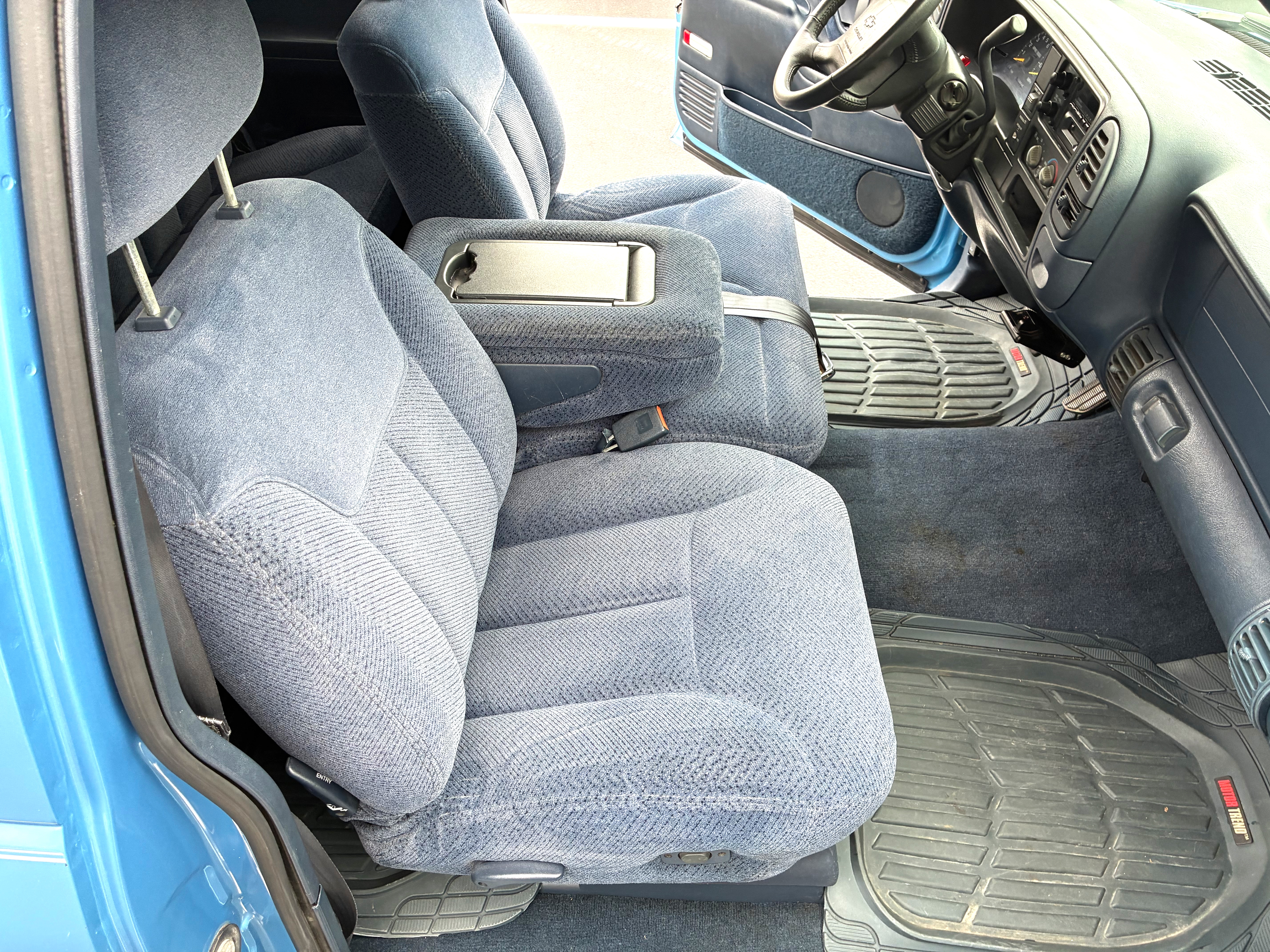 Used 1997 Chevrolet Silverado 1500 2WD Extended Cab w/ Preferred Equipment Group 2 image 19
