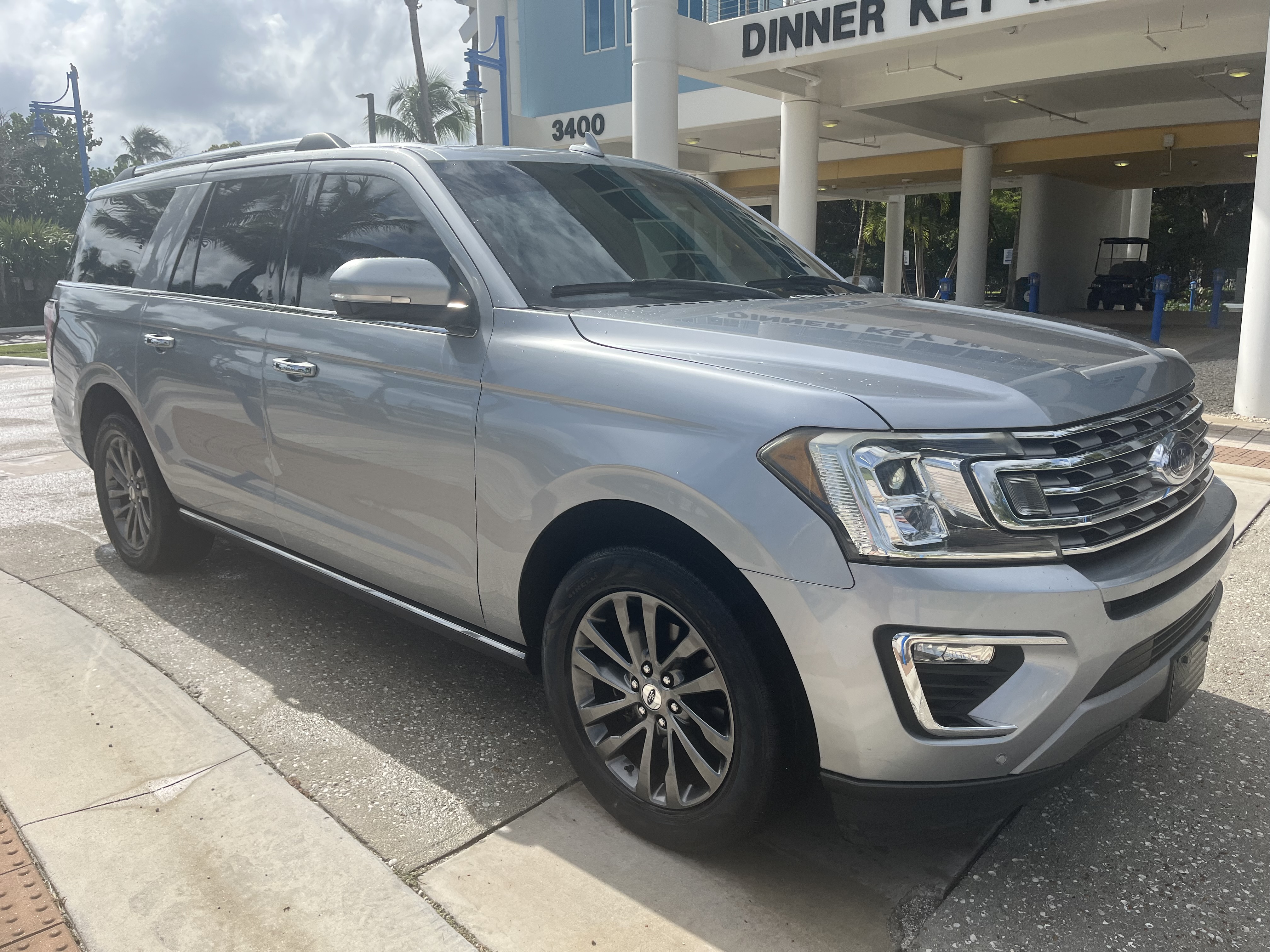 Used 2020 Ford Expedition Max Limited RWD image 11