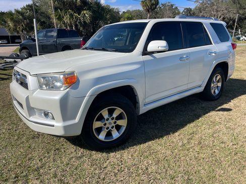 Used 2011 Toyota 4Runner SR5 image 4
