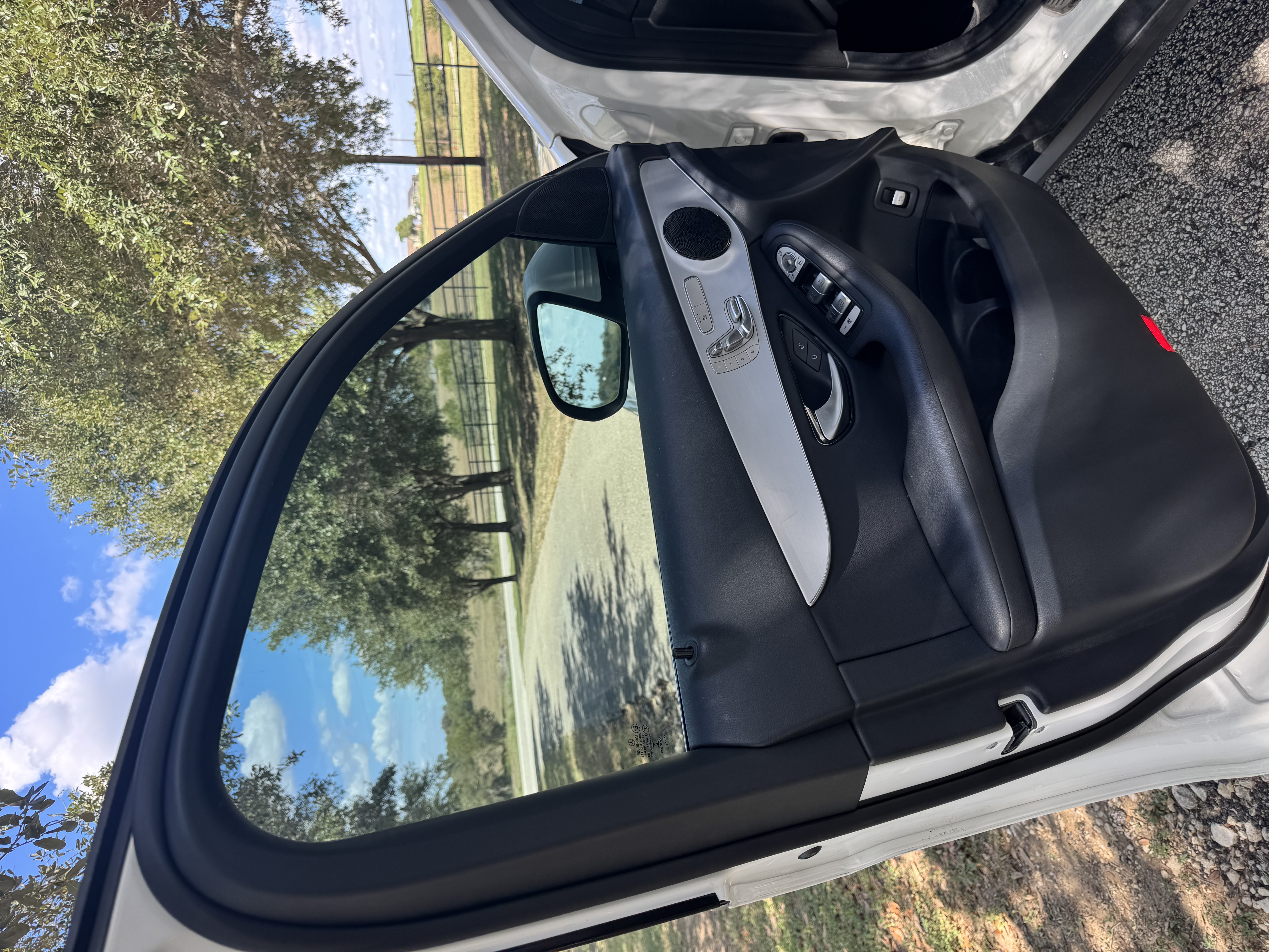 Used 2022 Mercedes-Benz GLC 300 4MATIC image 15