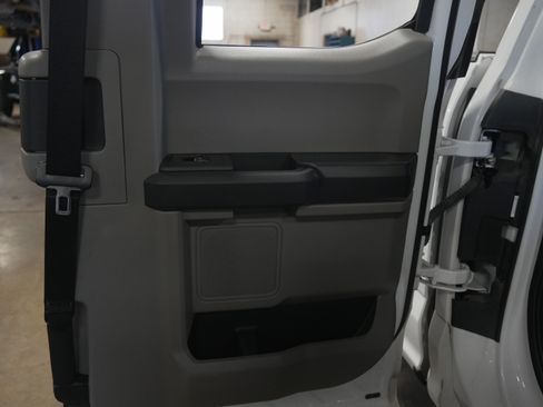 Used 2019 Ford F150 XL w/ Equipment Group 101A Mid image 22