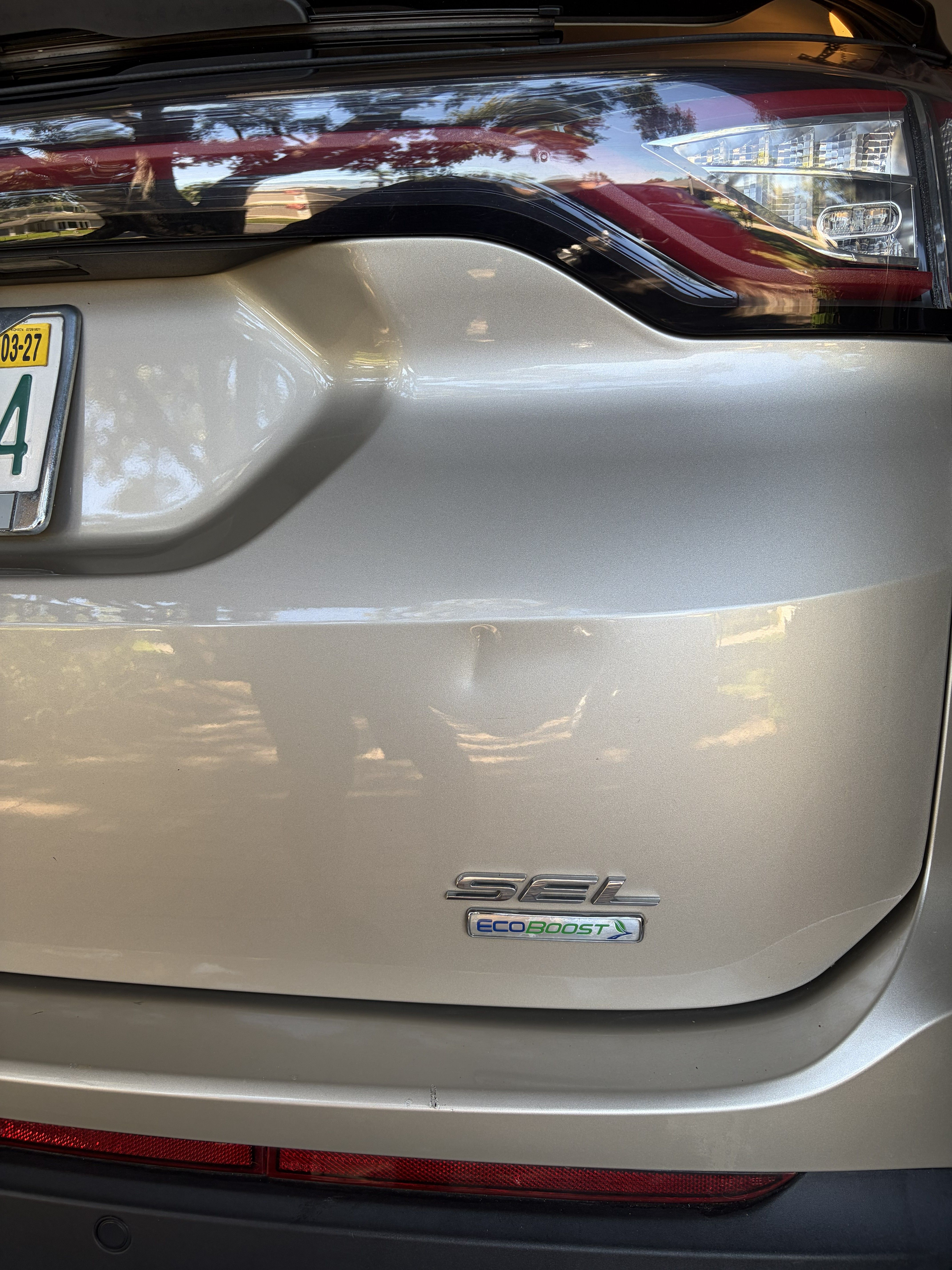Used 2018 Ford Edge SEL w/ Equipment Group 201A FWD image 25