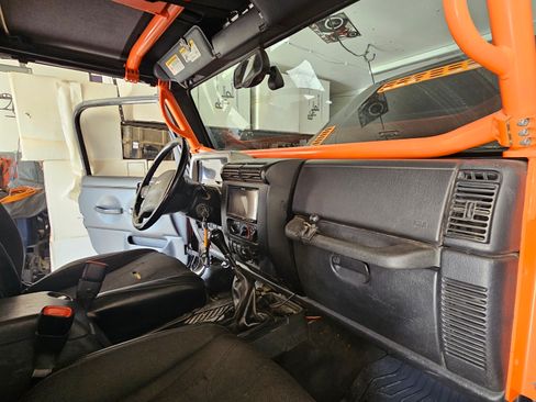 Used 2005 Jeep Wrangler Unlimited image 13