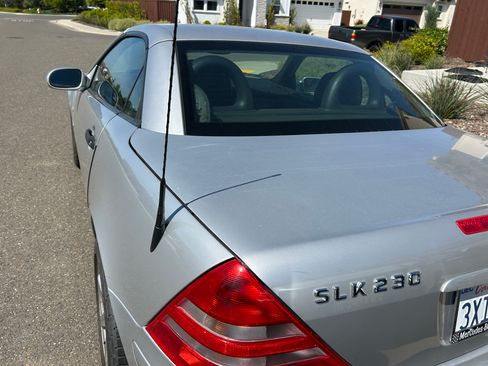 Used 1998 Mercedes-Benz SLK 230 image 5