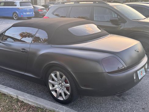 Used 2010 Bentley Continental GTC image 13