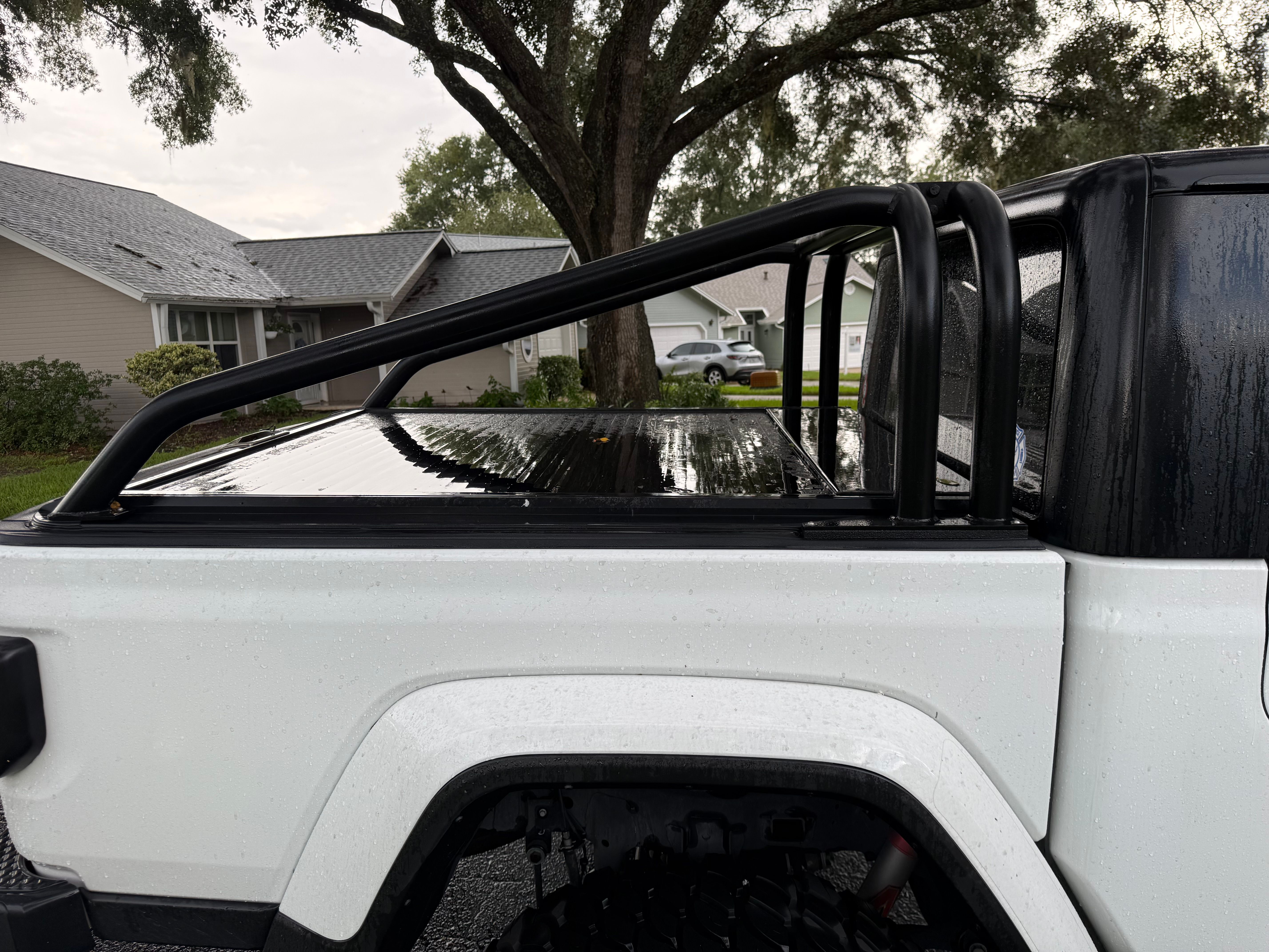 Used 2024 Jeep Gladiator Sport AWD/4WD image 15