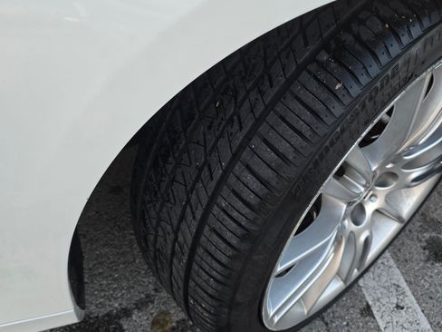 Used 2013 BMW 335i Convertible image 9