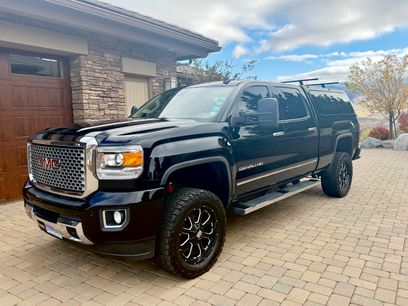 Used 2015 GMC Sierra 2500 Denali w/ Duramax Plus Package