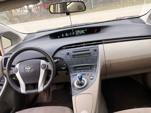 Used 2011 Toyota Prius Two FWD image 15