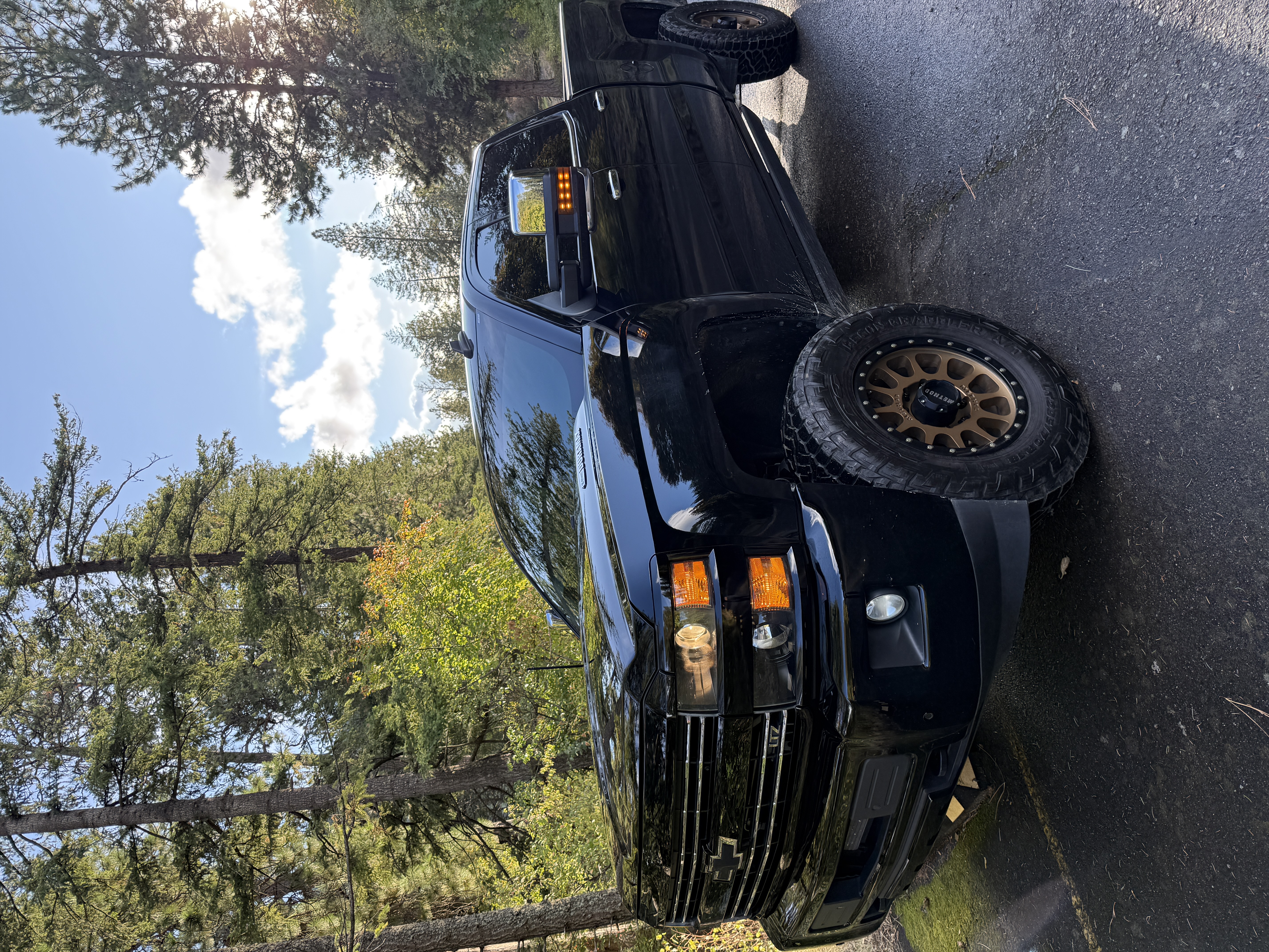 Used 2016 Chevrolet Silverado 2500 LTZ w/ Duramax Plus Package AWD/4WD image 1