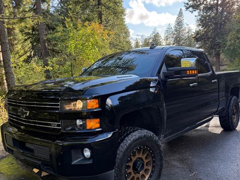 Used 2016 Chevrolet Silverado 2500 LTZ w/ Duramax Plus Package AWD/4WD image 1