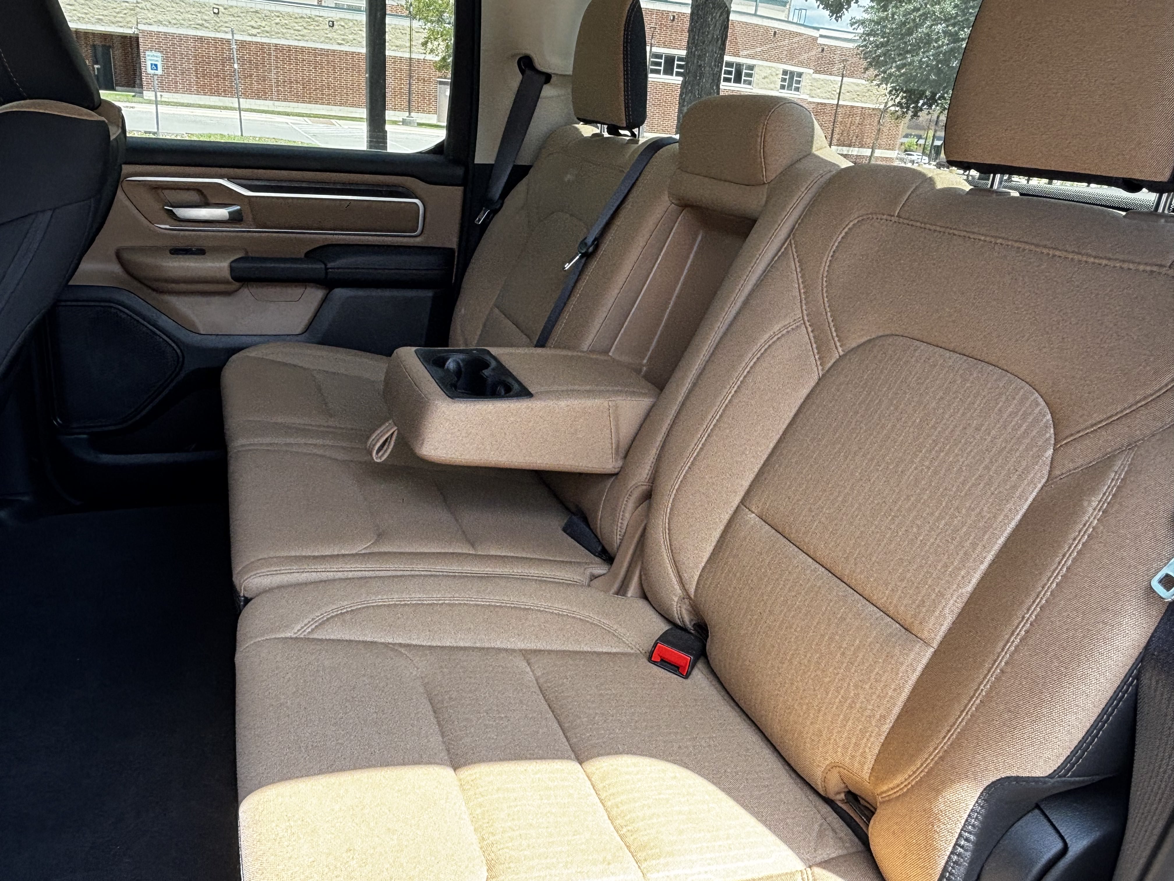 Used 2021 RAM 1500 Big Horn w/ Level 1 Safety Group AWD/4WD image 13