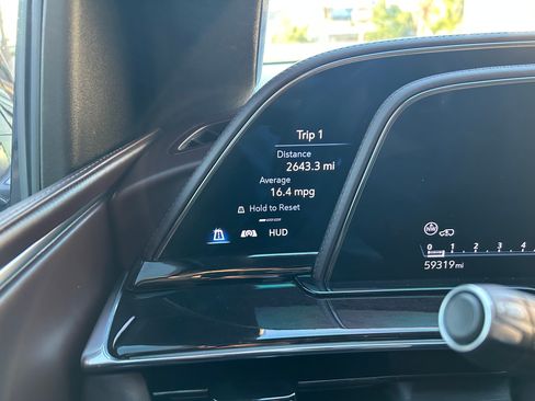 Used 2022 Cadillac Escalade Sport Platinum image 12