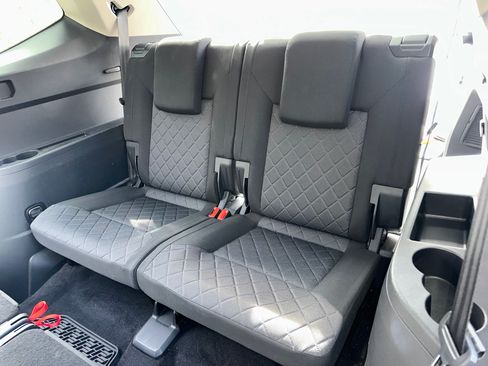 Used 2018 Volkswagen Atlas S image 20