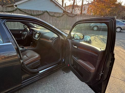 Used 2013 Chrysler 300 C w/ Beats Audio Group image 17