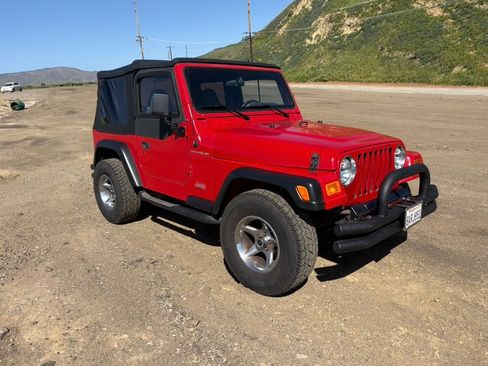 Used 1997 Jeep Wrangler SE image 1