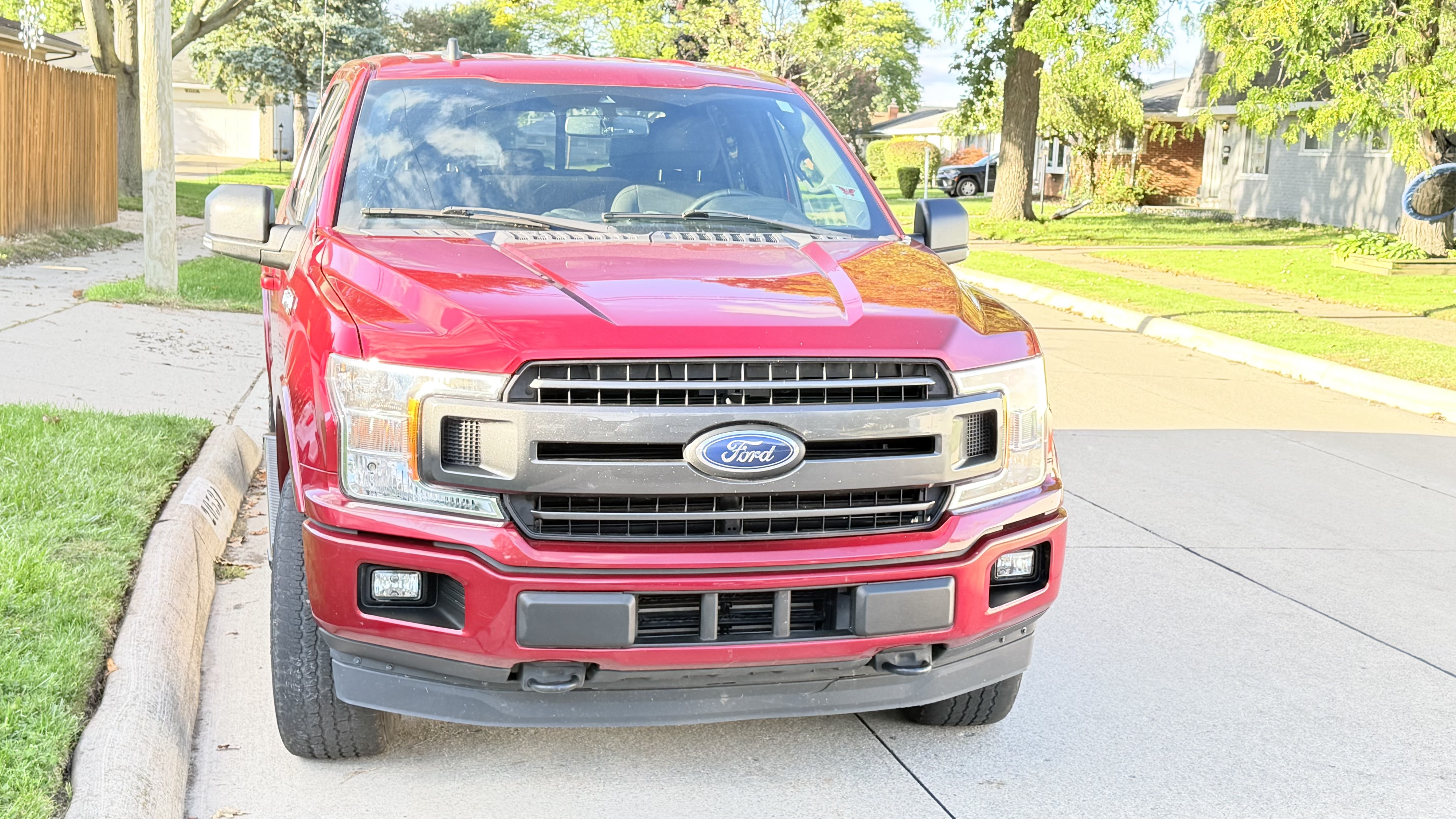 Used 2019 Ford F150 XLT w/ Equipment Group 302A Luxury AWD/4WD image 1