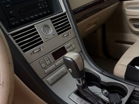 Used 2005 Lincoln Aviator AWD image 9