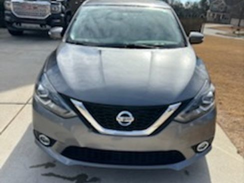 Used 2017 Nissan Sentra SR image 9