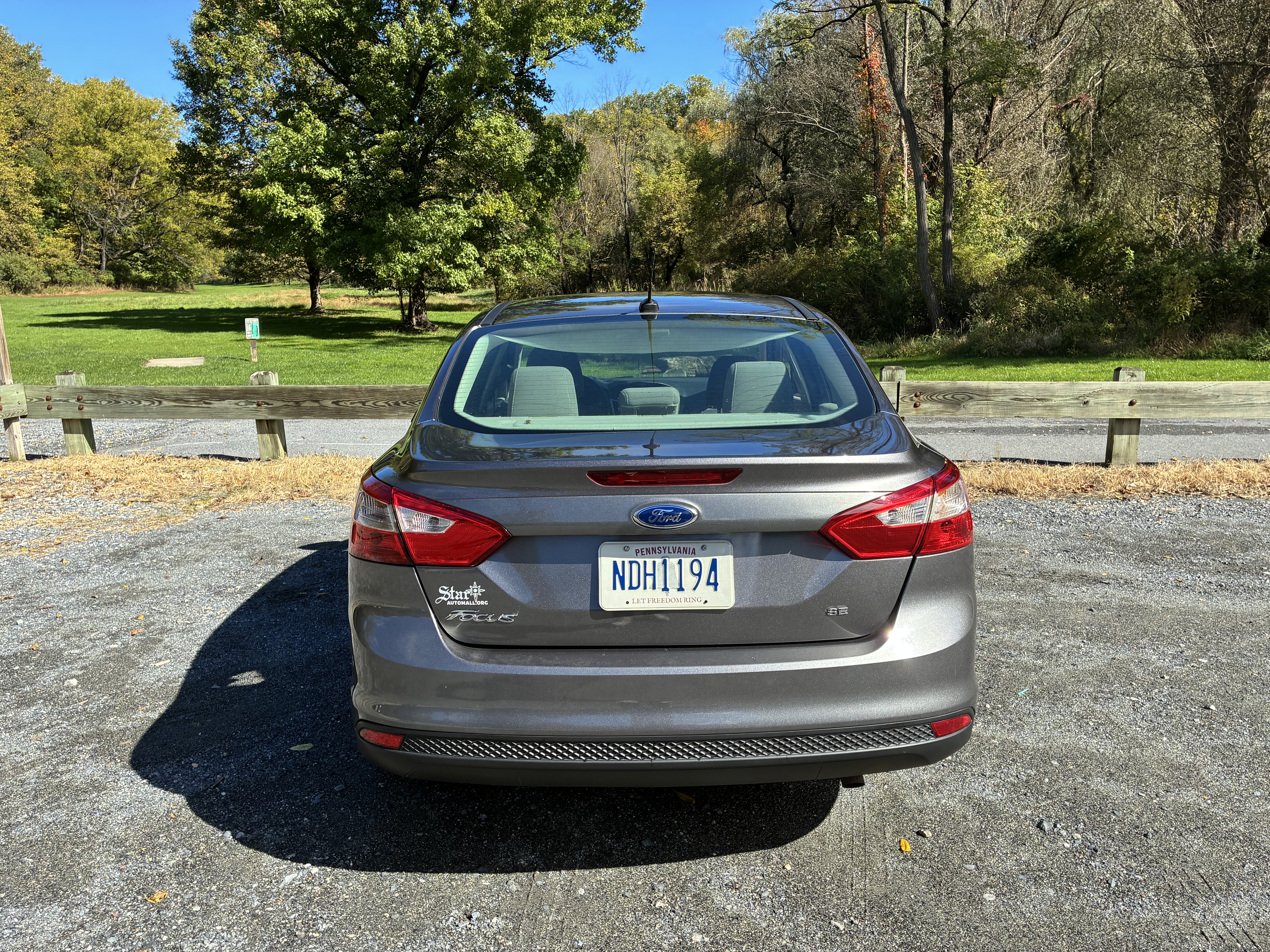 Used 2014 Ford Focus SE FWD image 9
