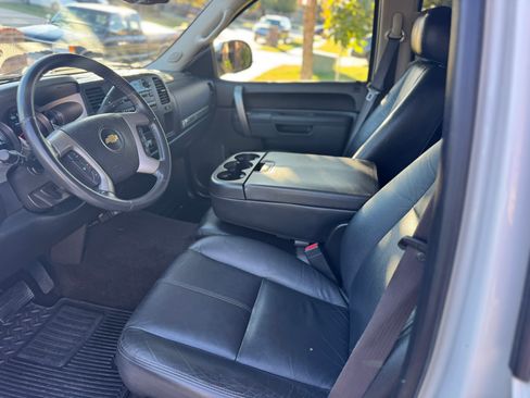 Used 2012 Chevrolet Silverado 1500 LT image 11