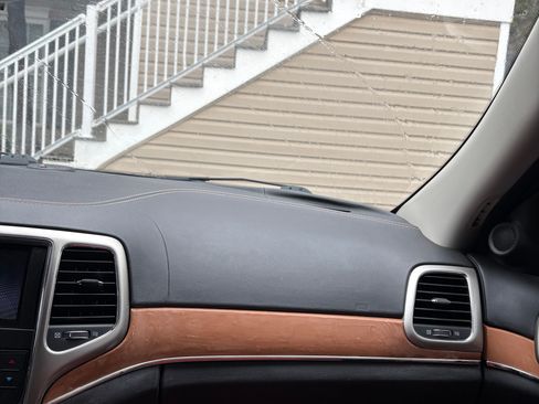 Used 2013 Jeep Grand Cherokee Overland w/ Advance Technology Group image 12